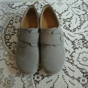 Hotter ladies leather shoes, size 8.5 taupe color